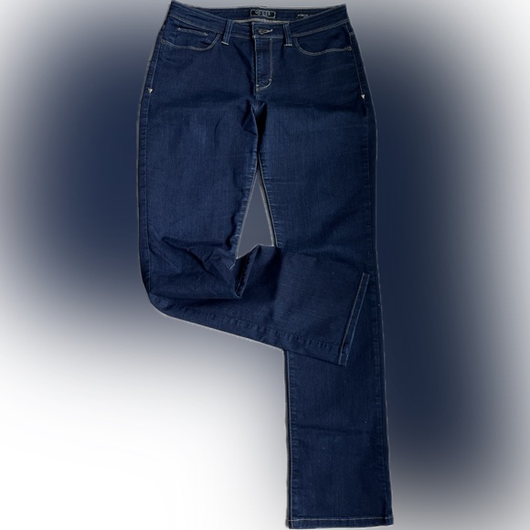 Guess Jeans - straight leg - Picture 4 of 8